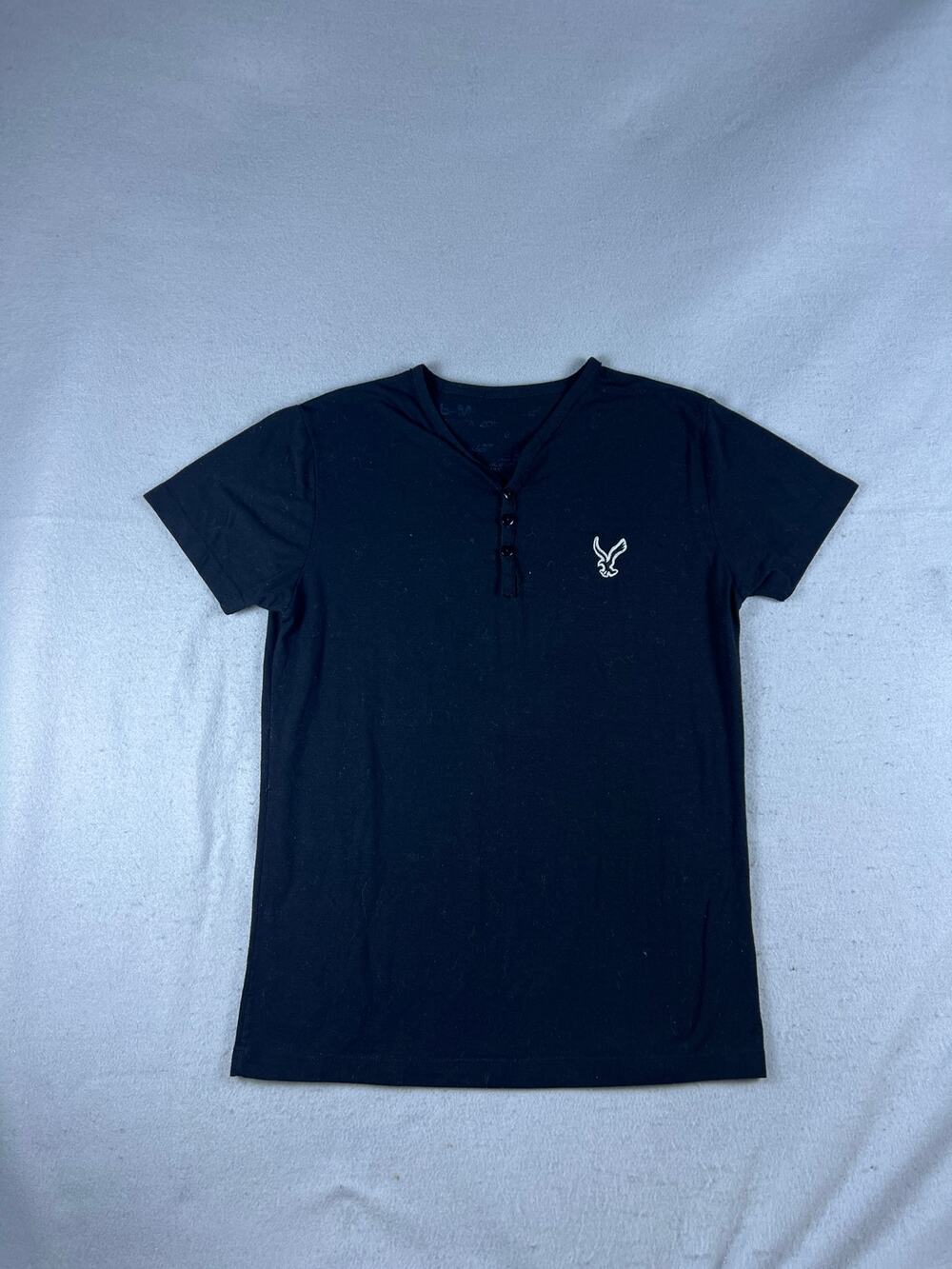 American Eagle Henley Shirt Men M Black Short Sleeve Eagle Logo Stretch Pullover